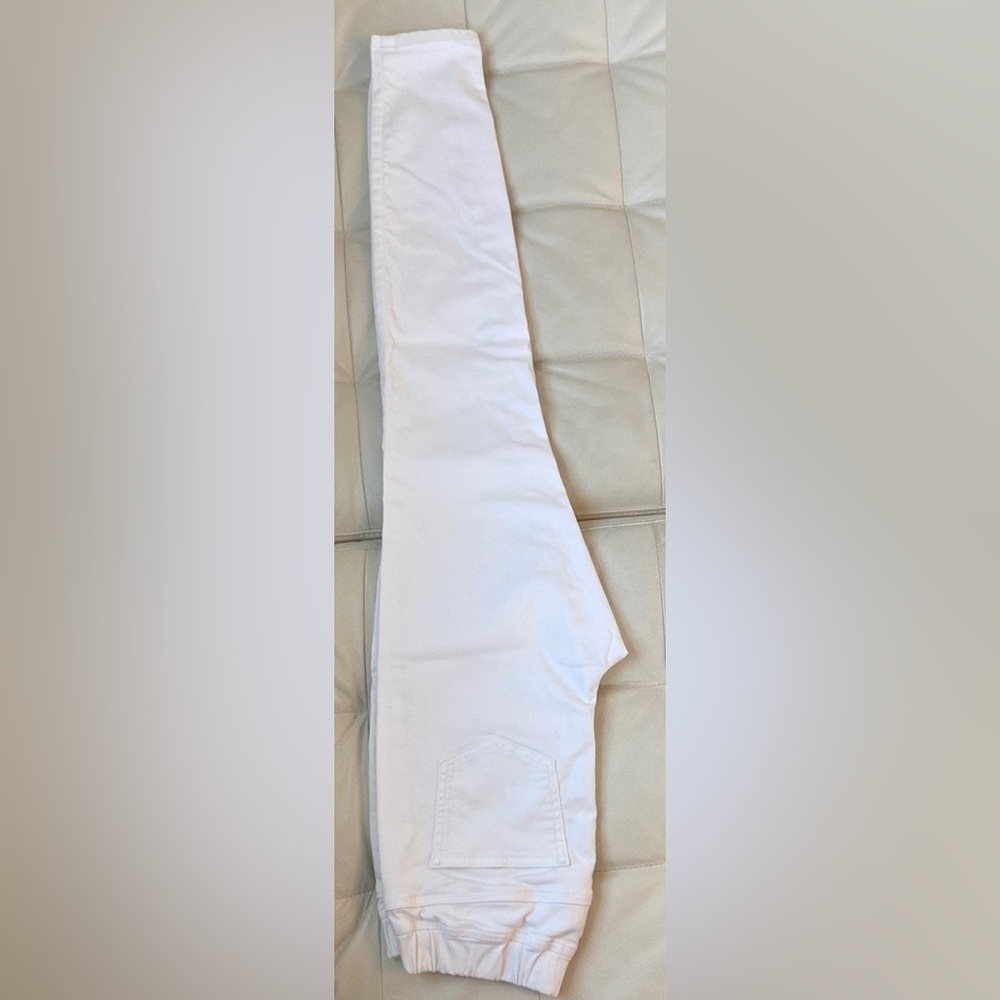 White Jeans